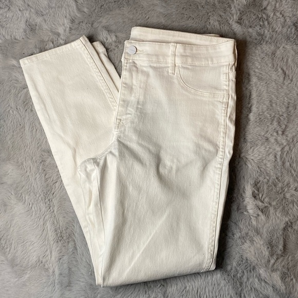 &Denim H&M White Skinny Ankle Regular Waist Jeans Size 32 - Picture 1 of 5